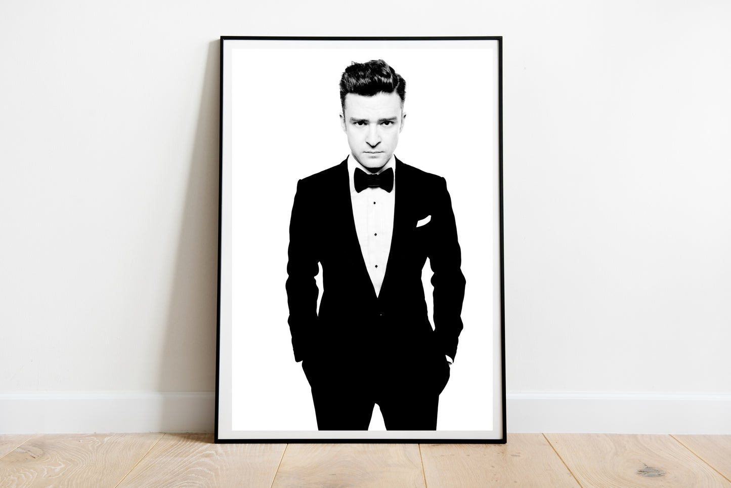 Justin Timberlake Wall Poster M (46*61 cm) – Modern Music & Art Decor – High-Quality Wall Art – Perfect Gift for Fans & Collectors