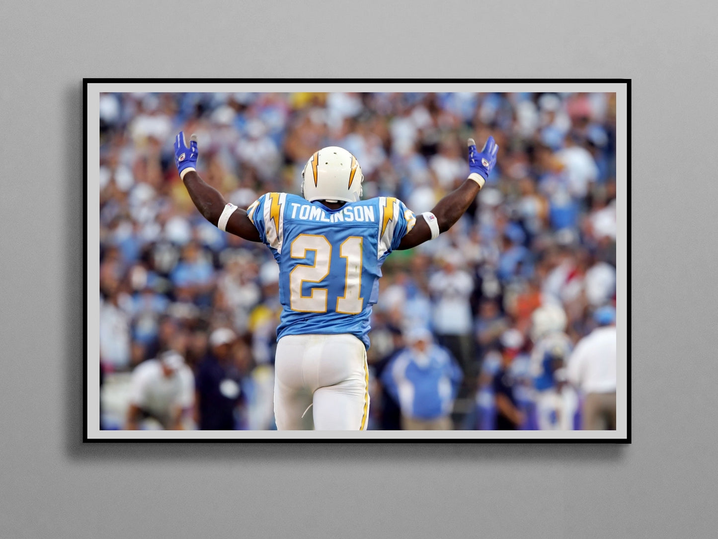Ladainian Tomlinson Wall Poster XL (61*91 cm) – NFL & Football Decor – High-Quality Athlete Art – Perfect Gift for Fans & Collectors