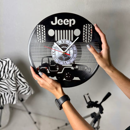 Jeep Vinyl Record Wall Clock – Rustic Car & Adventure Decor – Handcrafted 12" Vinyl Clock – Perfect Gift for Jeep Fans & Adventurers