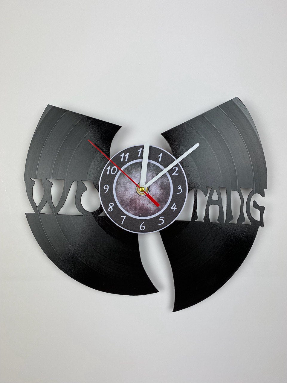 WuTang Vinyl Record Wall Clock – Handmade 12" Muddy Music Decor – Unique Urban Art Gift for Fans & Collectors
