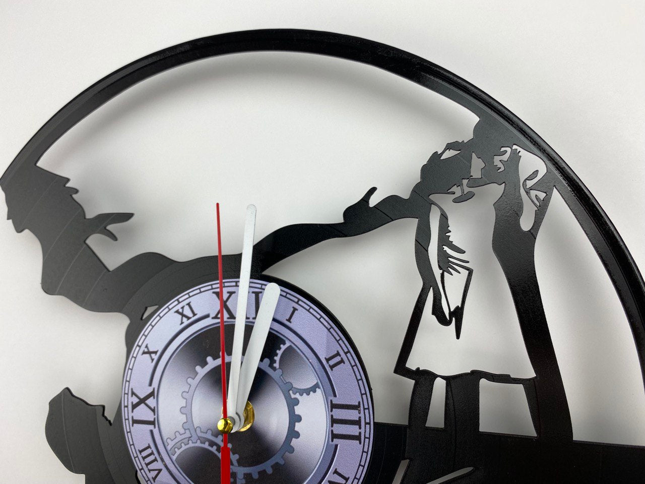 Dirty Dancing Movie Vinyl Record Clock – 12" Romantic & 80s Decor – Handcrafted Retro Wall Art – Unique Gift for Movie & Dance Fans