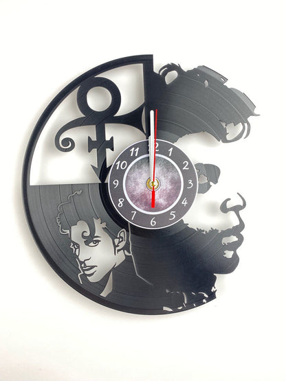 Iconic Musician Vinyl Record Clock – 12" Retro Style Wall Muddy Decor – Handcrafted Music Art – Unique Gift for Music Enthusiasts & Collectors