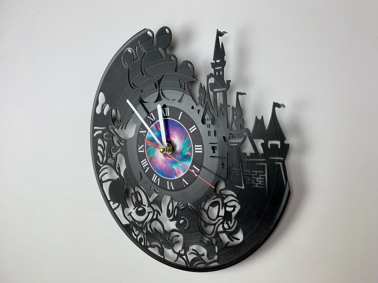 Cartoon Character Vinyl Record Clock – 12" Fun Pop Culture Decor – Handcrafted Retro Wall Art – Unique Gift for Animation & Cartooon Fans