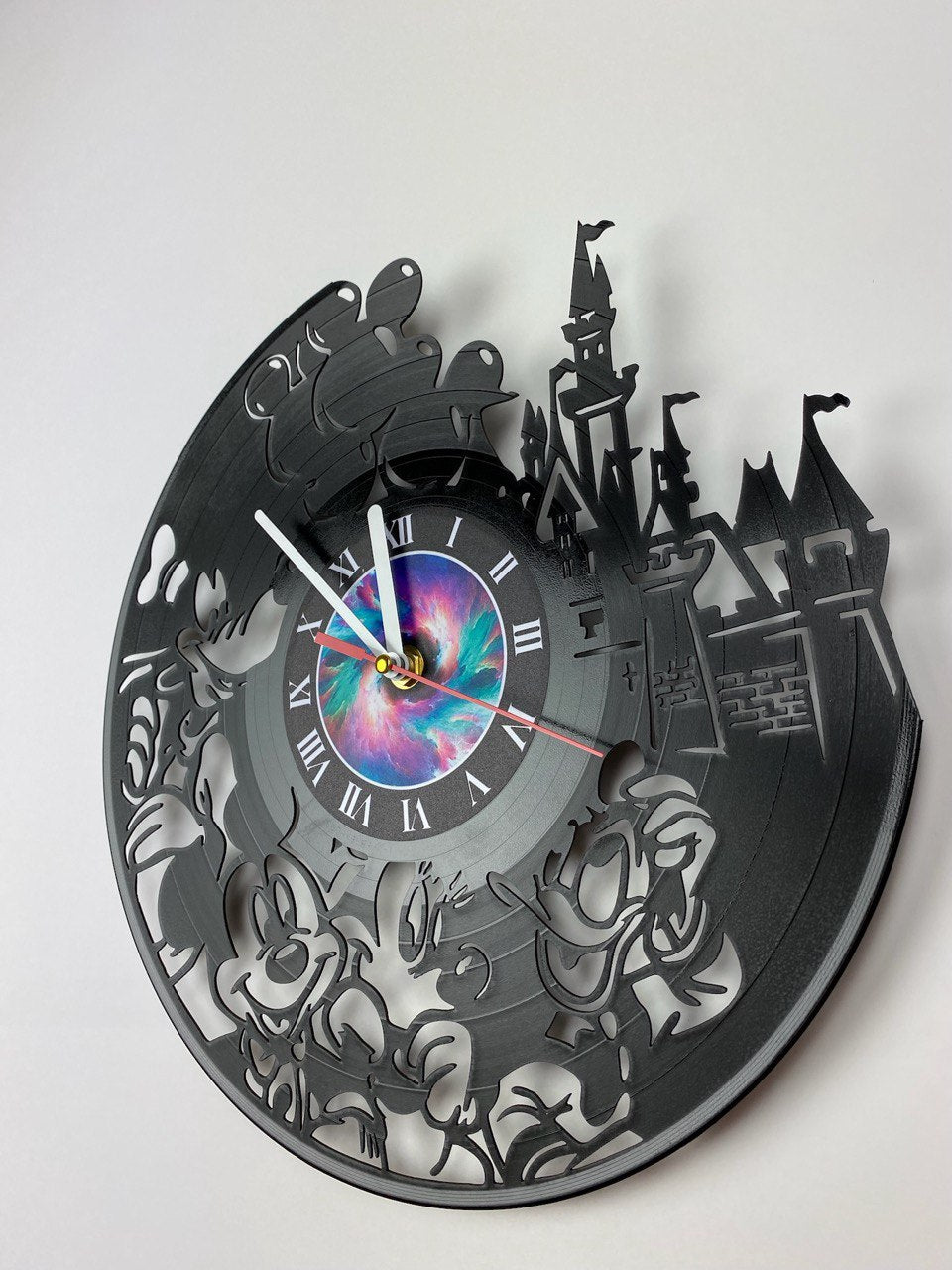 Cartoon Character Vinyl Record Clock – 12" Fun Pop Culture Decor – Handcrafted Retro Wall Art – Unique Gift for Animation & Cartooon Fans