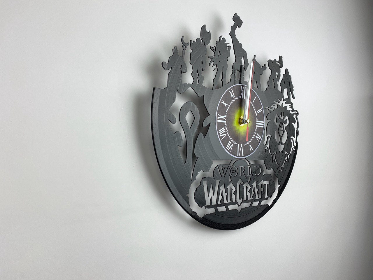 Epic Fantasy Vinyl Record Wall Clock – 12" Medieval & RPG Green Decor – Handcrafted Retro Style Art – Unique Gift for Warcraft & Gaming Enthusiasts