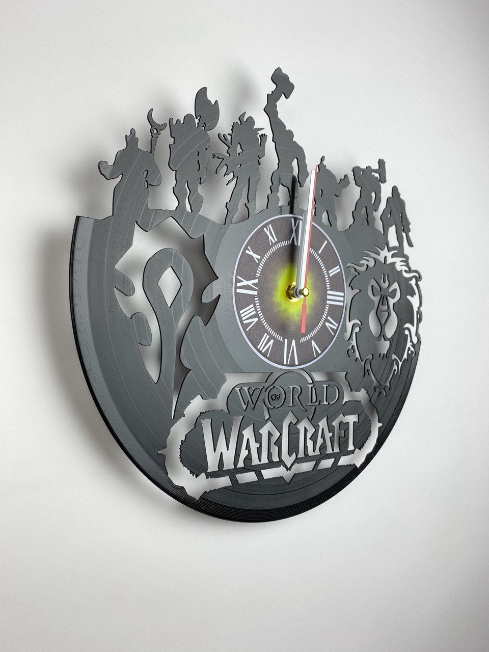 Epic Fantasy Vinyl Record Wall Clock – 12" Medieval & RPG Green Decor – Handcrafted Retro Style Art – Unique Gift for Warcraft & Gaming Enthusiasts